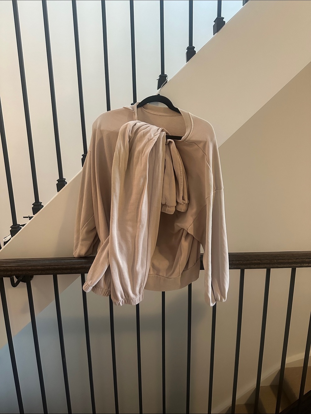 H&M sweater and sweat pants set comes together size medium
